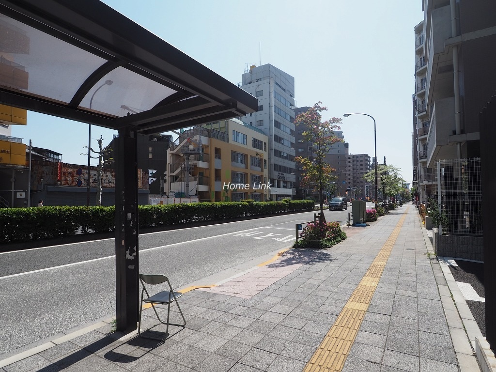 Brillia板橋大山　前面道路歩道